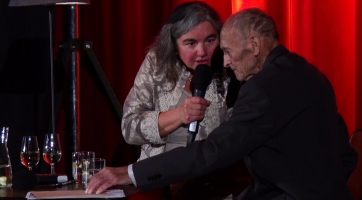 Legendárnímu Jaroslavu Smutnému poděkovaly desítky folkloristů