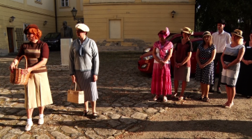 Výstava představuje zábavu první republiky