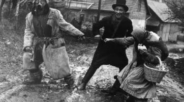 V Luhačovicích je k vidění nová výstava. V hlavní roli masky, kostýmy a maškary