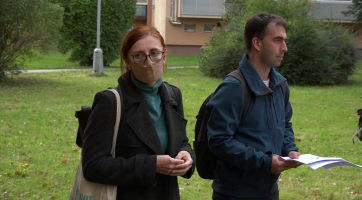 Rožnované se  prošli s odborníky městem, mluvilo se o stromech