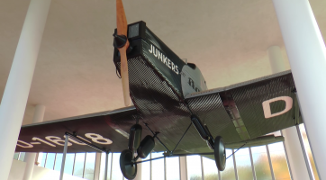 Baťovo letadlo už patří oficiálně městu