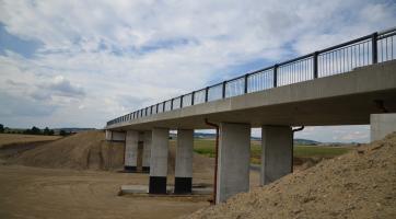 Stavba dálnice D49 mezi Hulínem a Fryštákem dostala konečně zelenou