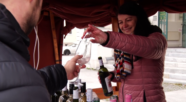 Svatomartinská vína si lidé mohli užít až doma