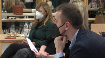 HUB 123 hostil besedu Aj muži mají své dny