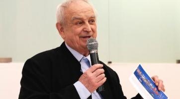 Cenu PRO AMICIS MUSAE za rok 2021 obdrží výtvarník Josef Ruszelák