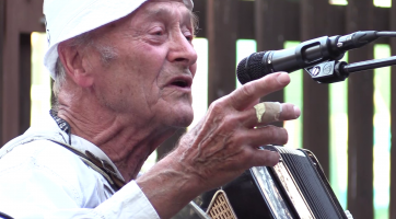 Zemřeli Jaroslav Smutný a Vojtěch Petratur