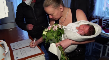 Představitelé radnice popřáli prvnímu občánkovi