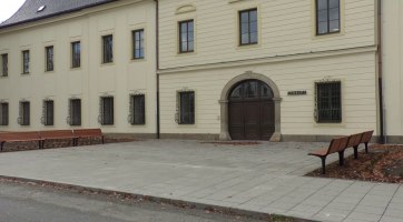 Po 27 měsících otevřel zámek Kinských své brány veřejnosti