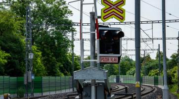 Smrt na kolejích. V Otrokovicích srazil vlak starší ženu