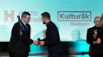 Cenu města převzala trojice laureátů
