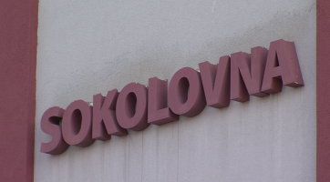 Téměř stoletá sokolovna bude mít nové zázemí i foyer