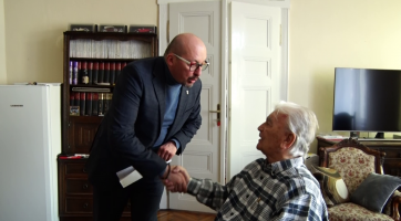 Jiří Dlouhý daroval peníze na Ukrajinu