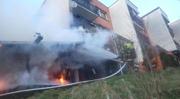 Na Jižních Svazích hořelo. Na místě zasahovalo pět jednotek hasičů