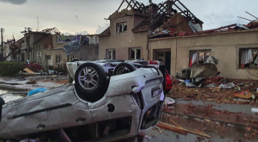 Rok od tornáda připomene v Lužicích kniha i výstava