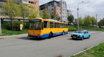 Povozit se nebo se vyfotit. O historická vozidla byl v neděli zájem