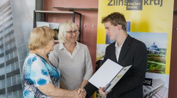 Hejtman vyznamenal dárce kostní dřeně