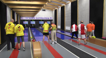 Zrakově postižení kuželkáři se utkali o Česko-slovenský pohár