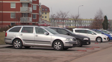 V Mařaticích řeší město parkování, zeleň i zimní stadion