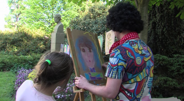 Zahrada Paula Klee kvete ve Slováckém muzeu i v parku