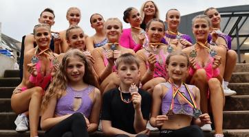 Klub sportovního aerobiku MV TEAM UTB Zlín zazářil na ME v belgickém Bruselu