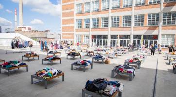 Zaměstnanci úřadu uspořádali dobročinný Zdarmáček