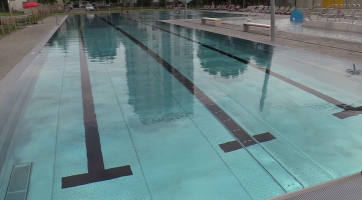 Nové koupaliště nabízí tři bazény a řadu atrakcí