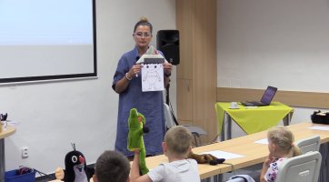 Děti malovaly v knihovně