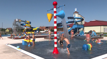 Nové obří koupaliště trhá návštěvnické rekordy 