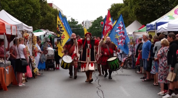 Svatovavřinecké slavnosti se oblékly do nového hávu