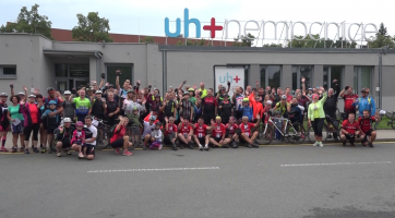 Dárci krve vyrazili na kolech