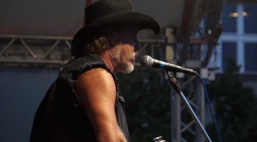 Strážnické kulturní léto završil koncert kapel Bulvaar a Torzo