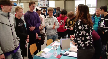 SOŠ J. Sousedíka uspořádala setkání žáků a vsetínských firem