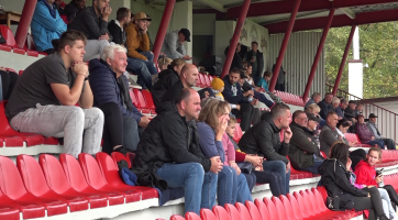 Fotbalový zápas Ježek Cupu přilákal na tribuny hodně lidí