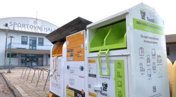 Radnice vymění stávající kontejnery na textil za nové