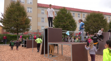 Nové parkourové hřiště přivítali dospělí i děti