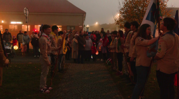 Staré Město připomnělo vznik ČSR lampiony a pietním aktem