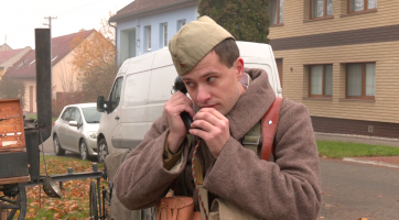 Den válečných veteránů v Otrokovicích připomněla také ukázka historické vojenské techniky