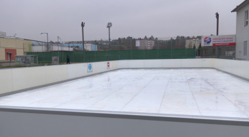 Lidé si opět mohou zabruslit na umělé ploše