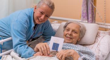 Zdravotníci Baťovy nemocnice chtějí Vánoce svým pacientům co nejvíce zpříjemnit