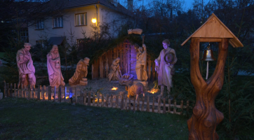 Ručně vyřezávaný betlém ve Slavičíně obohatily nové postavy