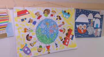 Prodejní výstava obrázků dětí z mateřských škol má pomoci Viktorce