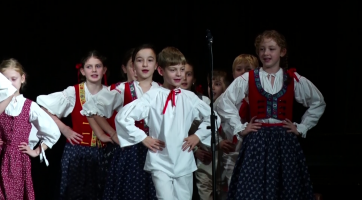 Základní škola oslavila sedmdesáté narozeniny výstavou i akademií