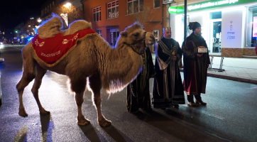 Do ulic města se vrátil Ambrož i Barbory 