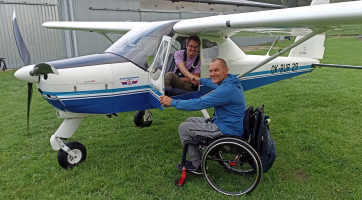 Marek Maňur je prvním vozíčkářským instruktorem  