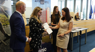 Baťův mrakodrap hostil udílení certifikátů programu DofE