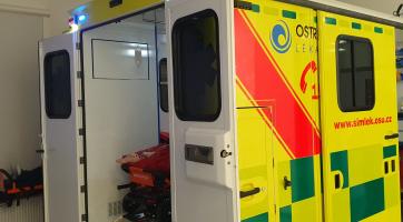 Dvě ženy se otrávily ocúnem. Jedovatou rostlinu si spletly s medvědím česnekem