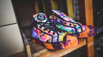 Ve Zlíně končí inovativní obuvnická značka Kave. Recyklovaným teniskám zlomily vaz vysoké ceny energií