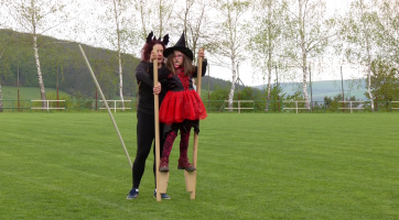 Bohatý program pro děti i dospělé si nenechaly ujít čarodějnice z Havřic