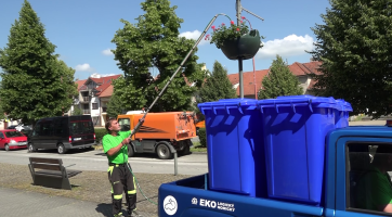 Staroměstská radnice šetří finance i životní prostředí