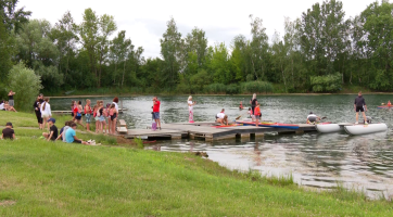 Členové oddílu kanoistiky zvou školáky do loděnice na Čtverci